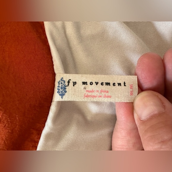 Free People Movement The Way Home Women’s Running Shorts Size M Burnt Orange - Picture 12 of 15